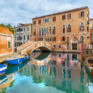Palazzo Marcello Al Sole *** Venedig